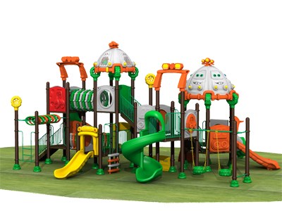 Equipo de juegos al aire libre con tobogán TQ-QC102